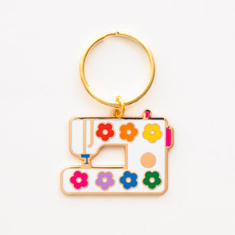 Sarah Hearts - Daisy Sewing Machine Enamel Keychain