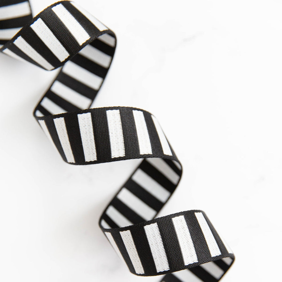 files/stitchsupplycoboldstripewebbing-70_1000x_f323e348-a7e1-4cc7-a110-d32162440e3c.jpg